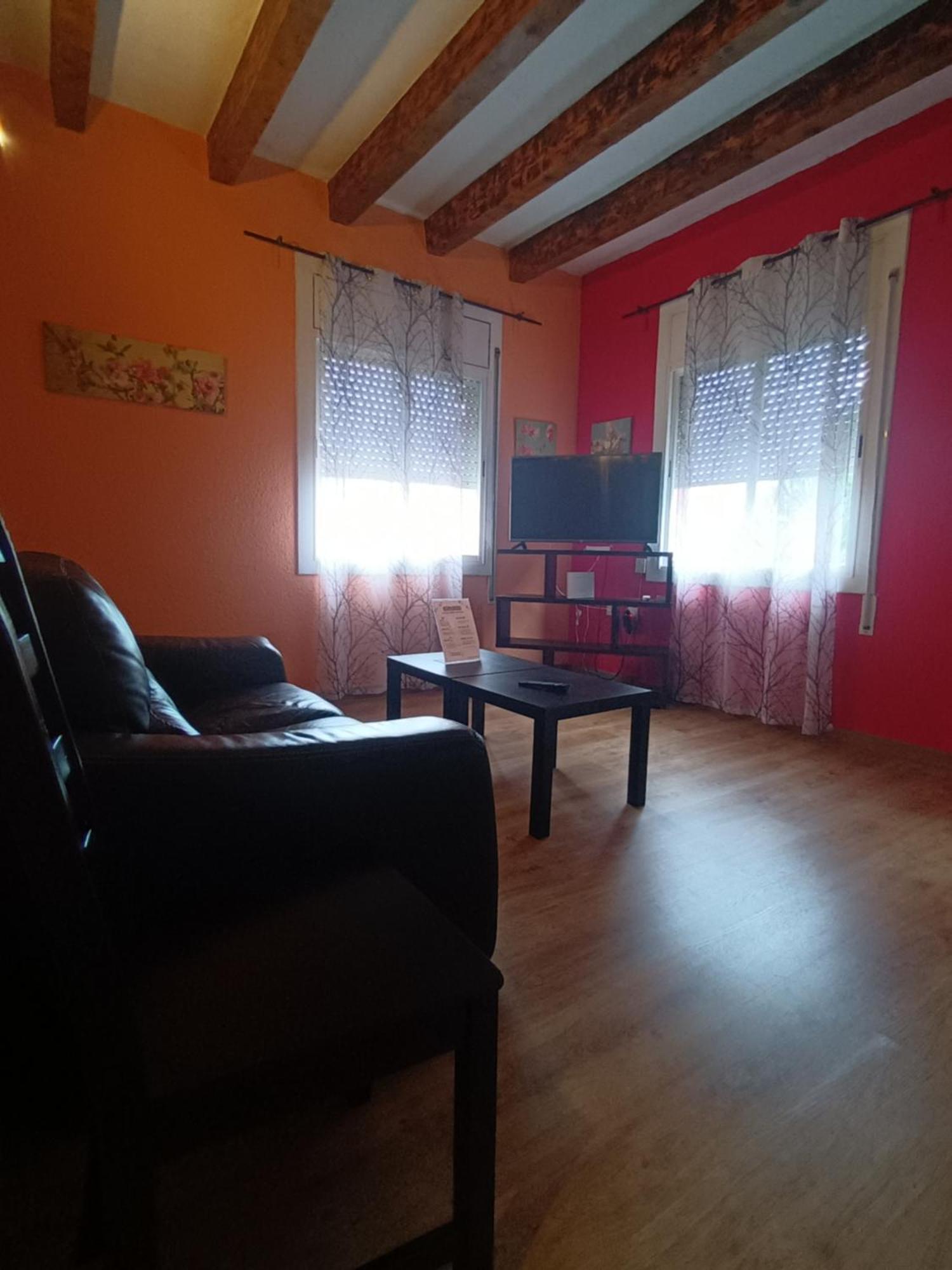 Apartamento Paris L'Hospitalet de Llobregat Exteriér fotografie